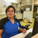 "Si llega a caer enfermo, no le quepa duda que lo vamos a atender y saldrá adelante" Marcela Salina, Técnico en Enfermería, Unidad de Cuidados Intensivos, Hospital de Puerto Montt